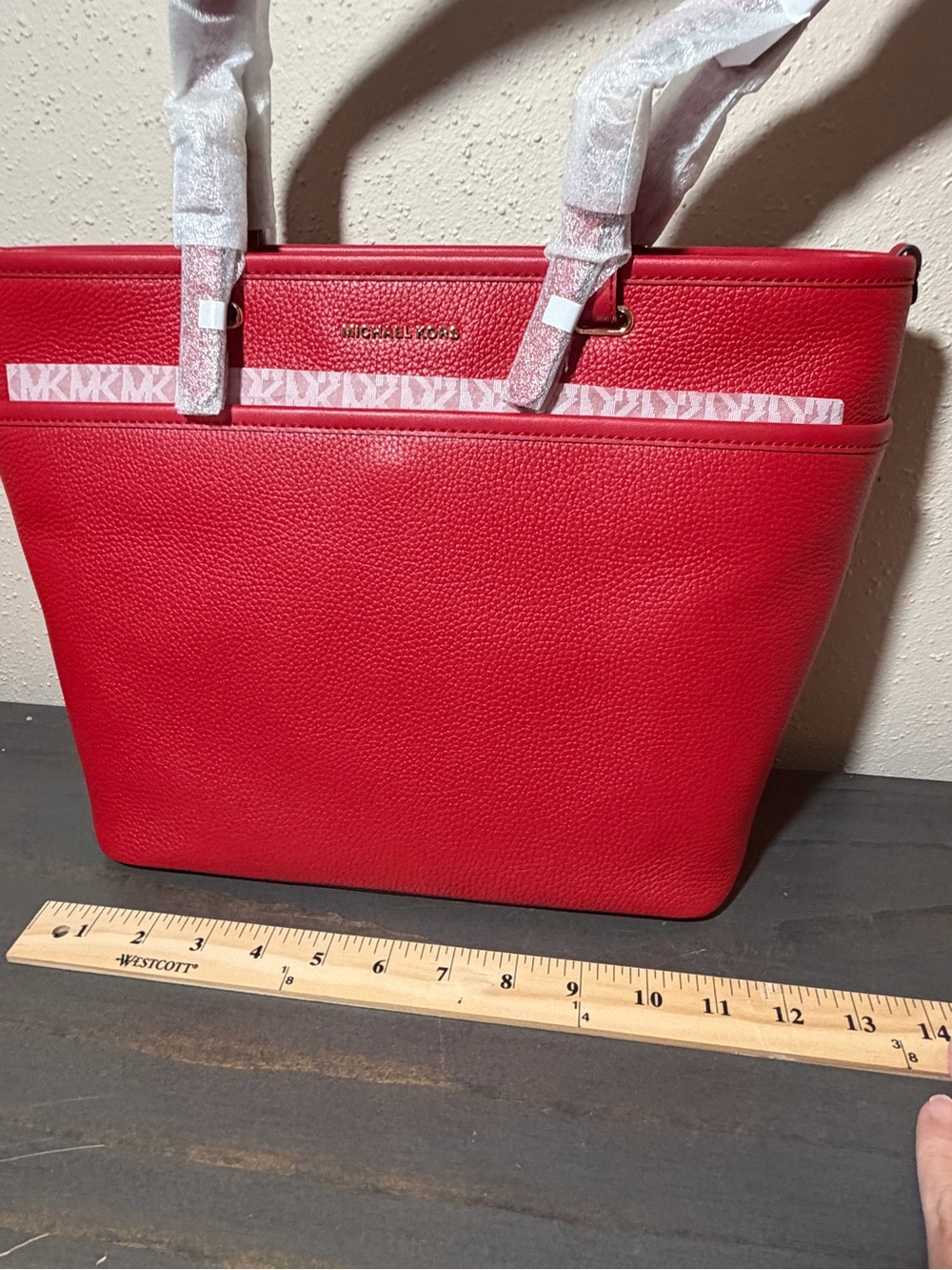 Michael Kors Bright Red Pebbled Leather Tote NWT - Picture 3 of 5